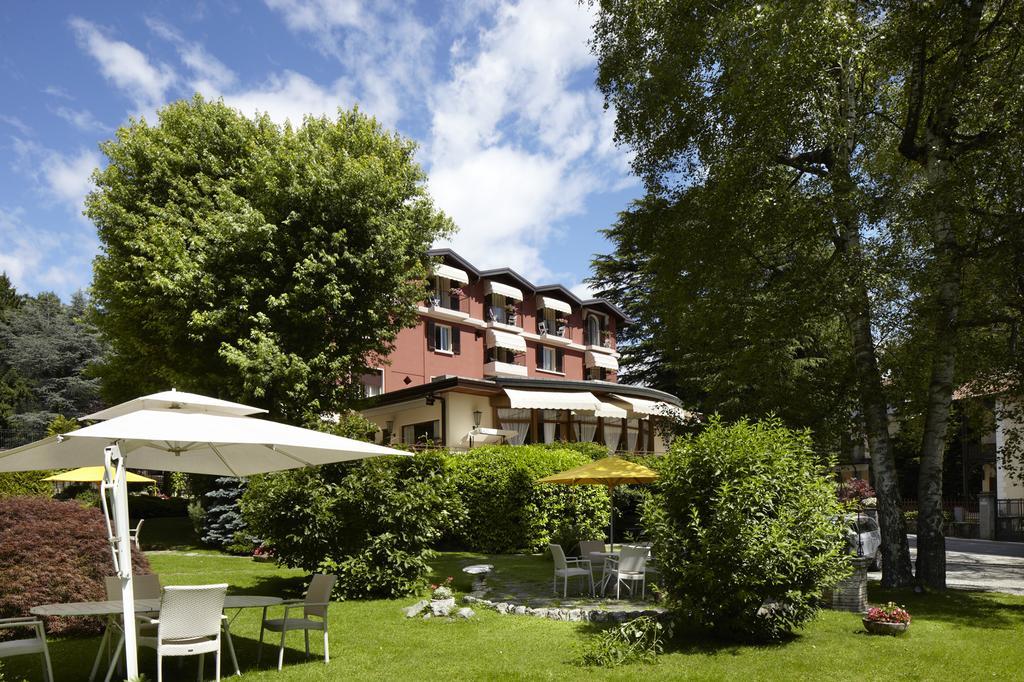 Albergo Milano Snc Lanzo dʼIntelvi Exteriér fotografie
